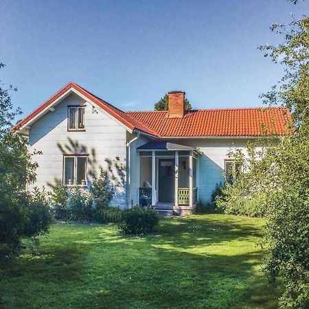 1 Bedroom Beautiful Home In Lidkoeping Sjovik  Luaran gambar