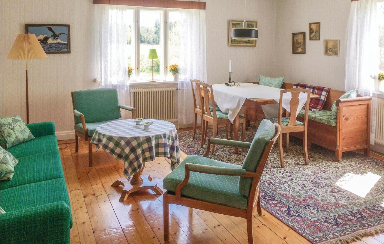 1 Bedroom Beautiful Home In Lidkoeping Sjovik  Luaran gambar